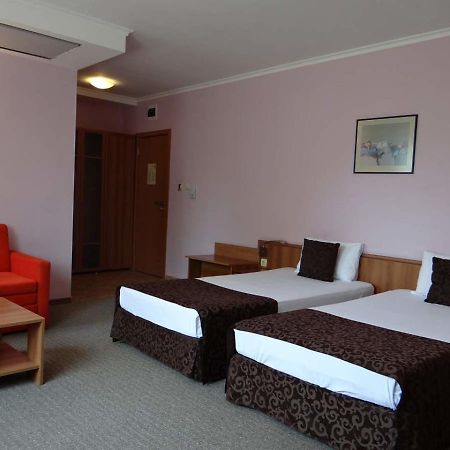 Hotel Real Plovdiv Extérieur photo