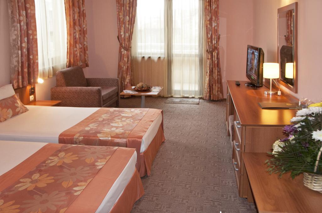 Hotel Real Plovdiv Chambre photo