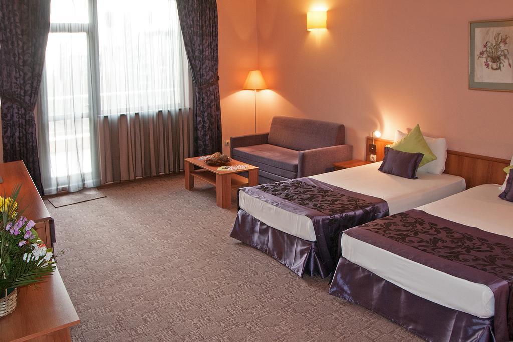 Hotel Real Plovdiv Chambre photo