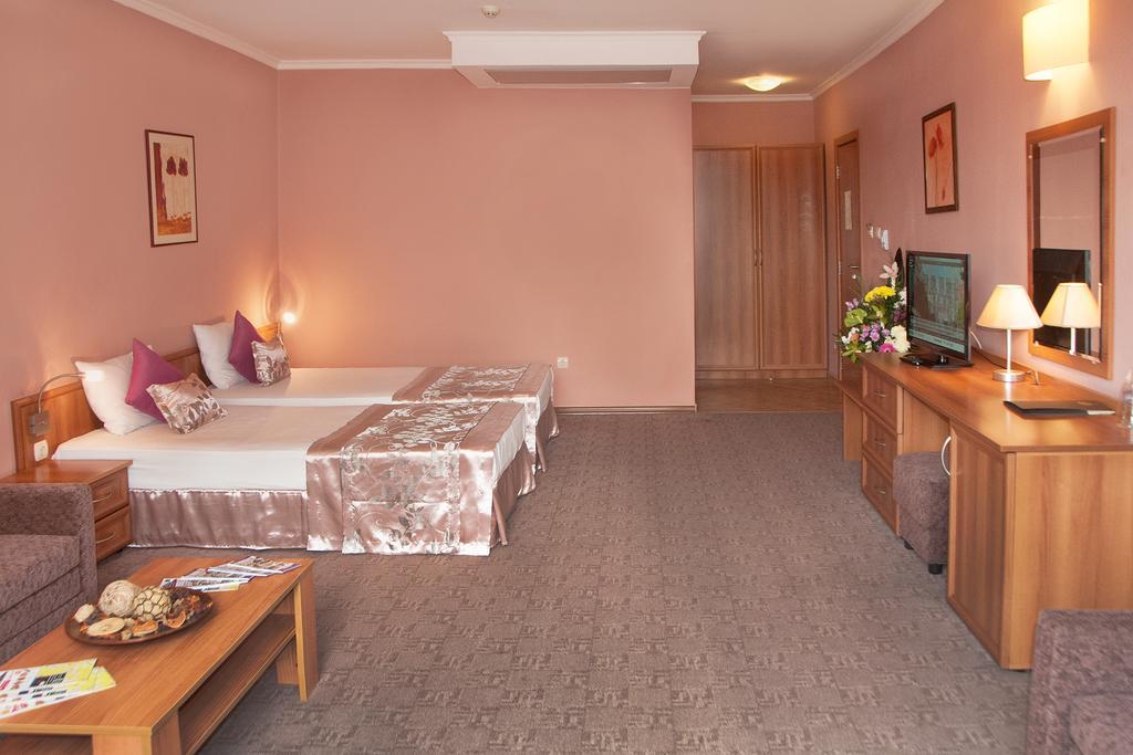 Hotel Real Plovdiv Chambre photo